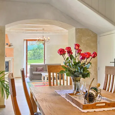 Vikendica Valica Veli Jezenj