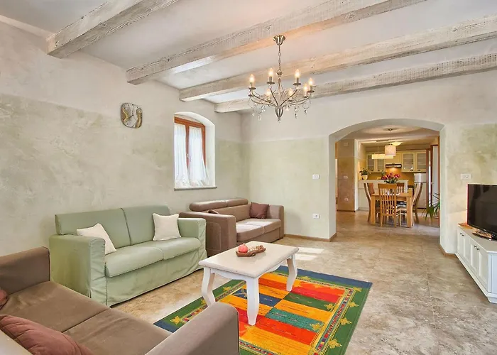 Vikendica Valica Veli Jezenj