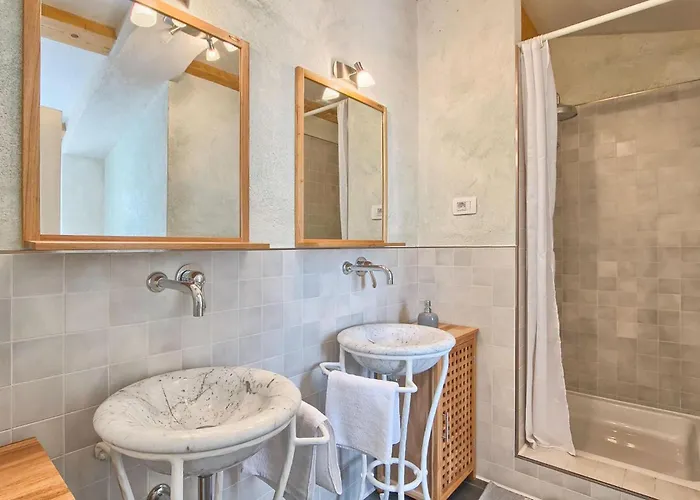 Vikendica Valica Veli Jezenj