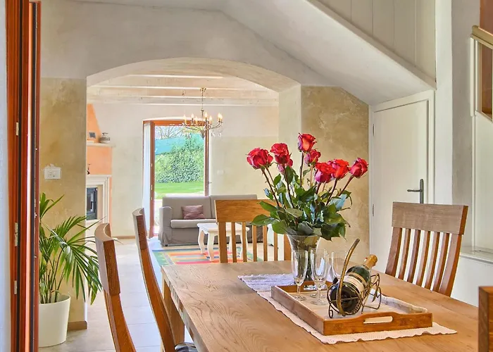 Vikendica Valica Veli Jezenj